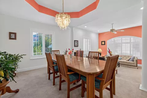 2426 Cumberland Dr, Redding, CA 96001 photo 7