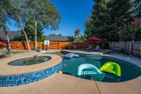 5854 Beaumont Dr, Redding, CA 96003 photo 56