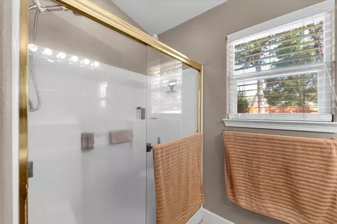 5854 Beaumont Dr, Redding, CA 96003 photo 32