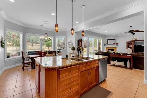 Kitchen - 20700 Bernard Way, Redding, CA 96003 photo 5 of 5