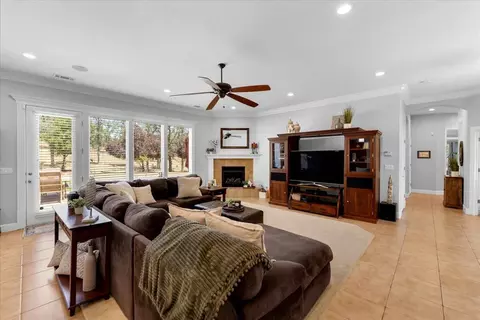Living - 20700 Bernard Way, Redding, CA 96003 photo 2 of 2