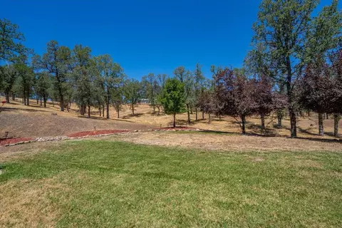 Exterior - 20700 Bernard Way, Redding, CA 96003 photo 9 of 9