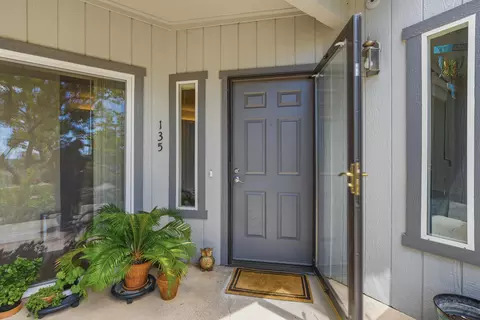 Entry Way - 466 Ridgecrest Trl #135, Redding, CA 96003 photo 3 of 3