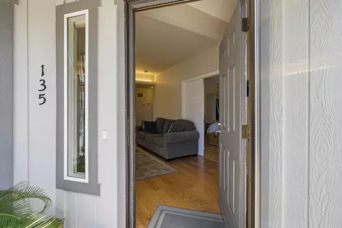 Entry Way - 466 Ridgecrest Trl #135, Redding, CA 96003 photo 2 of 3