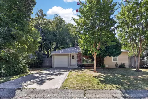 679 Coronado St, Redding, CA 96003 photo 51