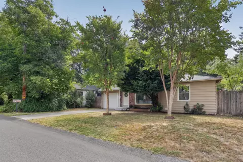 679 Coronado St, Redding, CA 96003 photo 21