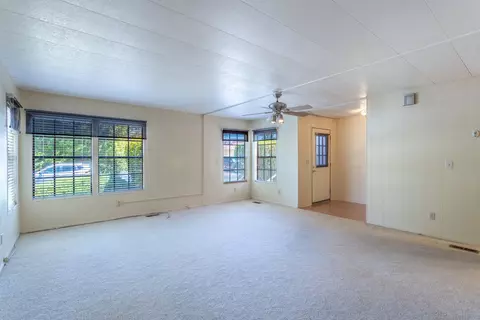 4925 Hardwood Blvd, Redding, CA 96003 photo 2