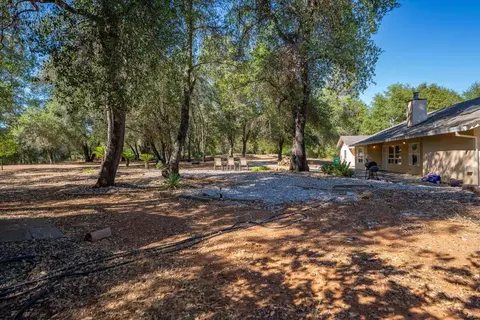 Exterior - 13320 Fernie Way, Redding, CA 96003 photo 22 of 26