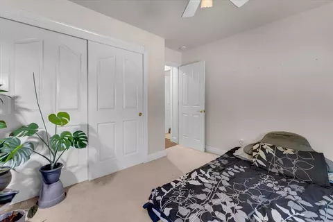Bedroom - 13320 Fernie Way, Redding, CA 96003 photo 5 of 7