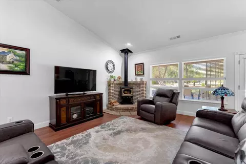 Living - 13320 Fernie Way, Redding, CA 96003 photo 1 of 1