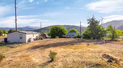 11543 Center St, Redding, CA 96001 photo 2