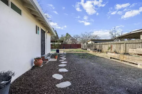 2906 Regal Ave, Redding, CA 96002 photo 24