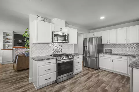 2906 Regal Ave, Redding, CA 96002 photo 12