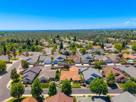 View/Area - 1777 Capistrano Walk, Redding, CA 96003 photo 8 of 15