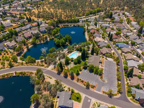 View/Area - 1777 Capistrano Walk, Redding, CA 96003 photo 10 of 15