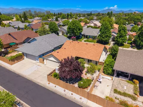 View/Area - 1777 Capistrano Walk, Redding, CA 96003 photo 4 of 15