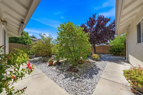 Exterior - 1777 Capistrano Walk, Redding, CA 96003 photo 2 of 12