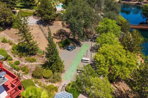 View/Area - 1777 Capistrano Walk, Redding, CA 96003 photo 2 of 15