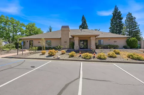 Exterior - 1777 Capistrano Walk, Redding, CA 96003 photo 11 of 12