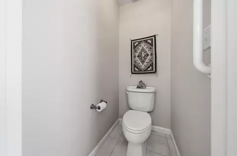 Bath - 1777 Capistrano Walk, Redding, CA 96003 photo 4 of 5
