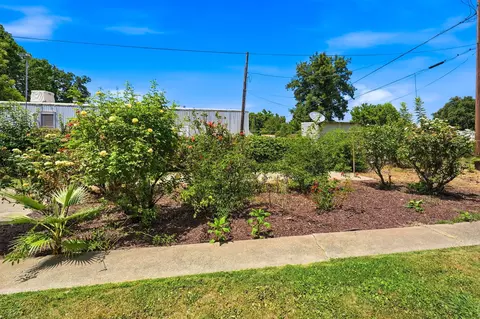 Exterior - 218 San Mateo Ave, Gerber, CA 96035 photo 10 of 11