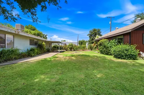 Exterior - 218 San Mateo Ave, Gerber, CA 96035 photo 5 of 11
