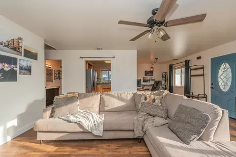 Living - 2845 Regal Ave, Redding, CA 96002 photo 3 of 4