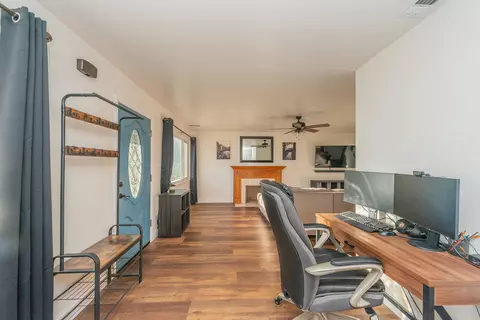 Entry Way - 2845 Regal Ave, Redding, CA 96002 photo 1 of 2