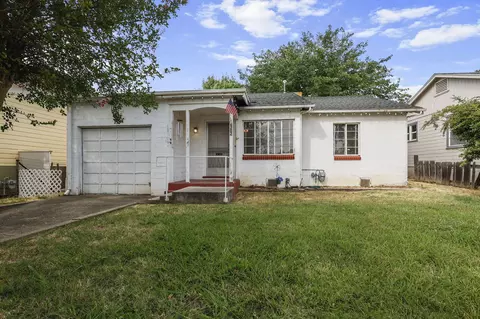 1515 Jackson St, Red Bluff, CA 96080 photo 2