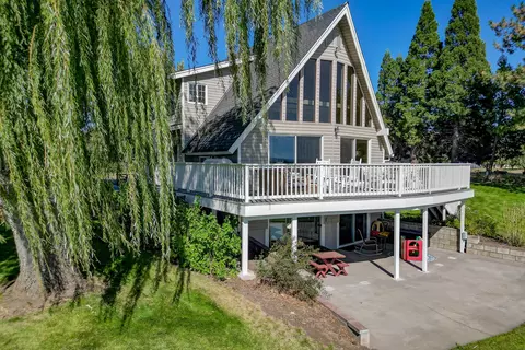 45833 Pittville Rd, Mcarthur, CA 96056
