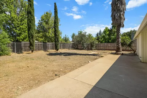 Exterior - 1987 Charade Way, Redding, CA 96003 photo 6 of 10