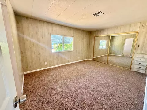 Bedroom - 4524 Eagle Nest Rd, Redding, CA 96003 photo 1 of 2