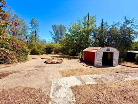 Exterior - 4524 Eagle Nest Rd, Redding, CA 96003 photo 5 of 5