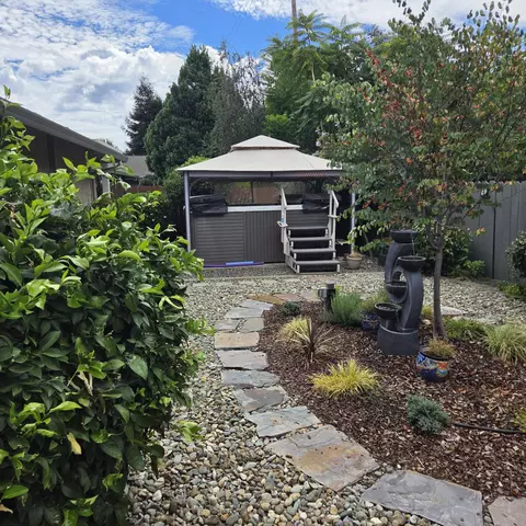 2881 Shotwick Trl, Redding, CA 96002 photo 4
