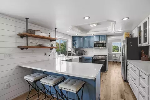 Kitchen - 985 River Bend Rd, Redding, CA 96003 photo 1 of 5