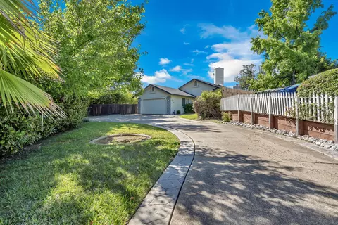 Exterior - 597 Martinique Cir, Redding, CA 96003 photo 6 of 6