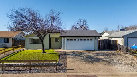 Exterior - 1254 Beltline Rd, Redding, CA 96003 photo 2 of 9