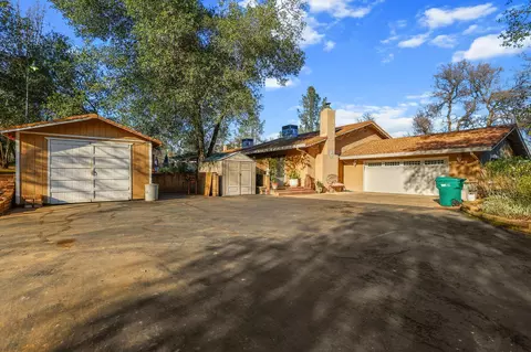 Exterior - 15624 Ranchland Dr, Redding, CA 96001 photo 7 of 7