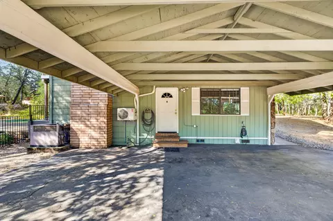 Exterior - 9057 Simmons Rd, Redding, CA 96001 photo 12 of 18