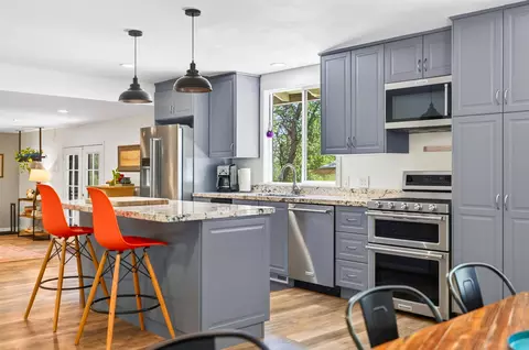 Kitchen - 9057 Simmons Rd, Redding, CA 96001 photo 1 of 6