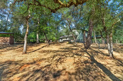Exterior - 9057 Simmons Rd, Redding, CA 96001 photo 18 of 18