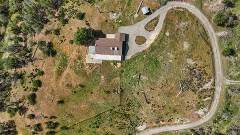 View/Area - 13497 Old Oregon Trl, Redding, CA 96003 photo 8 of 9