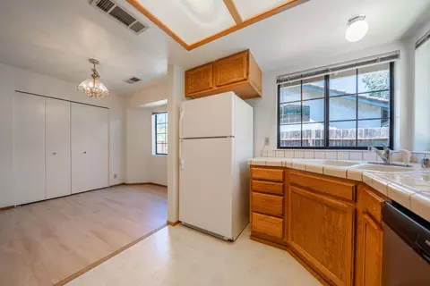 Kitchen - 3535 Somerset Ave, Redding, CA 96002 photo 3 of 3