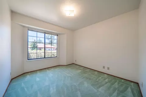 Bedroom - 3535 Somerset Ave, Redding, CA 96002 photo 1 of 4