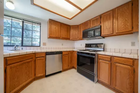 Kitchen - 3535 Somerset Ave, Redding, CA 96002 photo 1 of 3