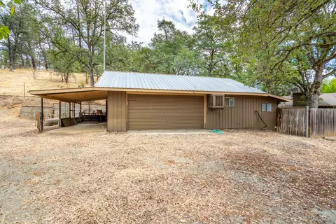 Exterior - 20124 Old Alturas Rd, Redding, CA 96003 photo 1 of 13
