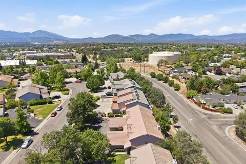 View/Area - 1088 Burton Dr, Redding, CA 96003 photo 6 of 6