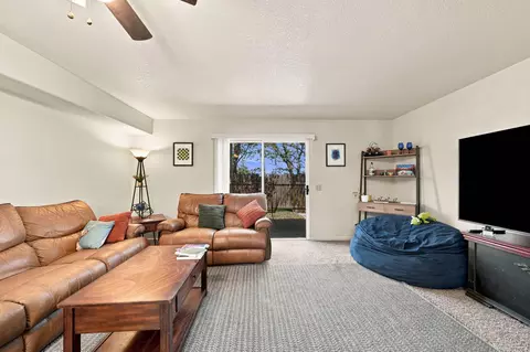 Living - 1088 Burton Dr, Redding, CA 96003 photo 1 of 3