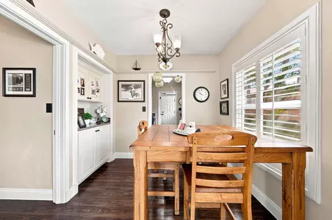 Dining - 940 Cedar St, Red Bluff, CA 96080 photo 1 of 2