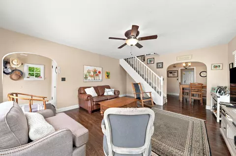 Living - 940 Cedar St, Red Bluff, CA 96080 photo 4 of 5